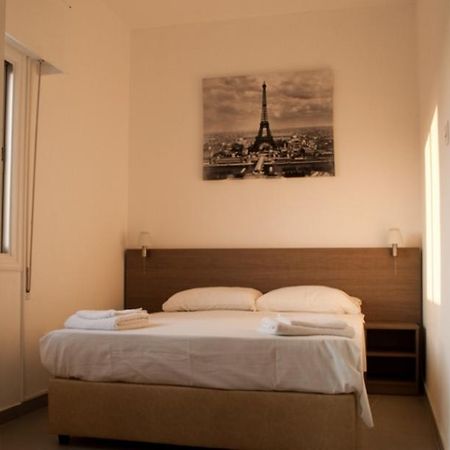 St. George Rent Rooms Larnaca Bagian luar foto