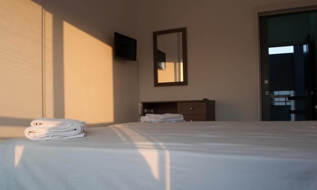 St. George Rent Rooms Larnaca Bagian luar foto