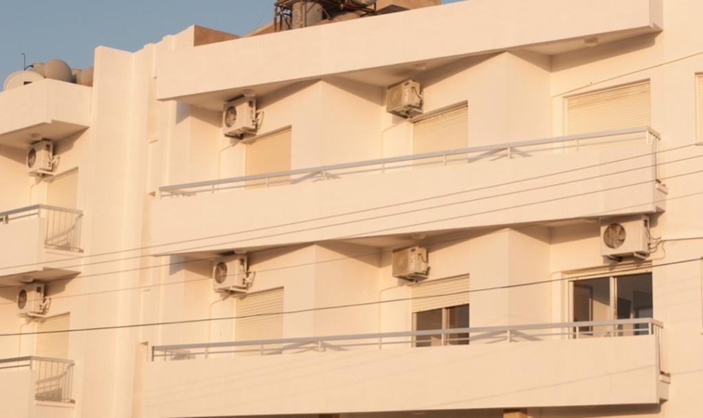 St. George Rent Rooms Larnaca Bagian luar foto