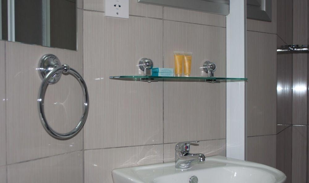 St. George Rent Rooms Larnaca Bagian luar foto