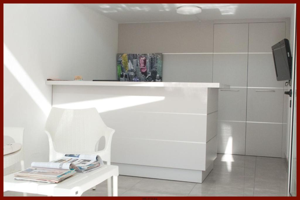 St. George Rent Rooms Larnaca Bagian luar foto